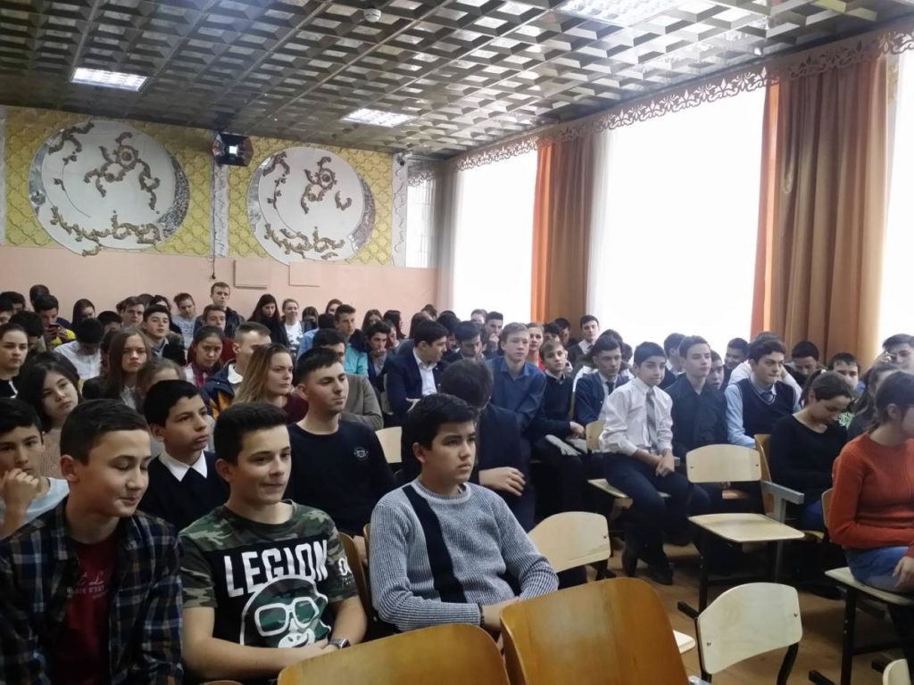 В Симферополе 800 человек прослушали лекции по традиционным семейным ценностям